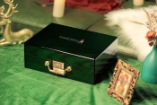 Набор Knight Jenay Pandora Box: вакуумный вибратор, вибратор с камерой, виброяйцо, щекоталка, лента